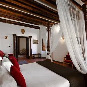 Vicolo Dell'Aquila - Residenze Romanae Rom